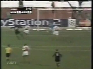 Goles de Claudio Pizarro vs Arsenal (2005)