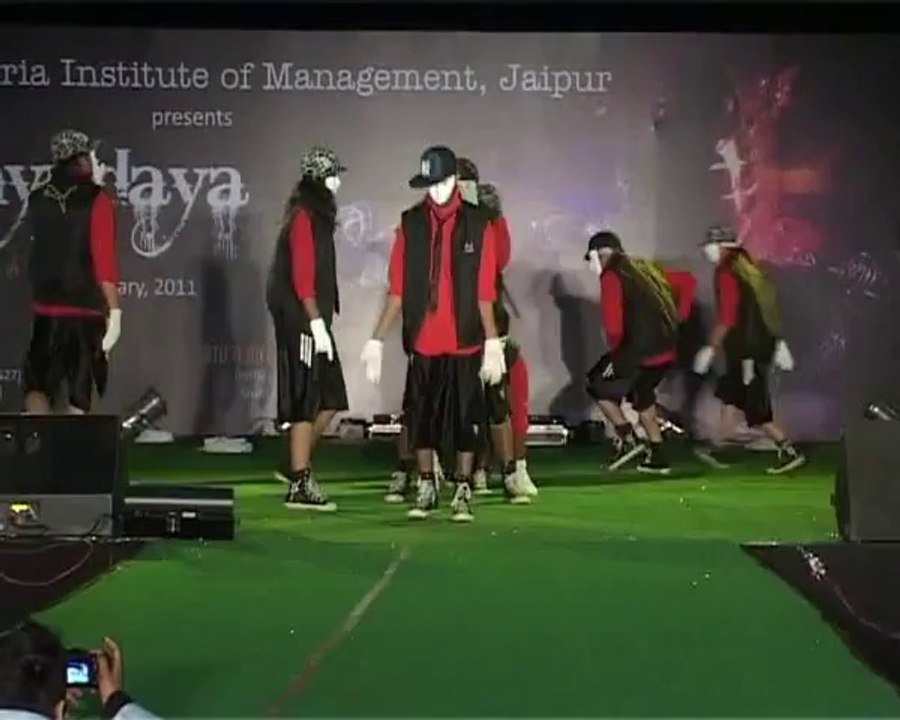 amity dance performance