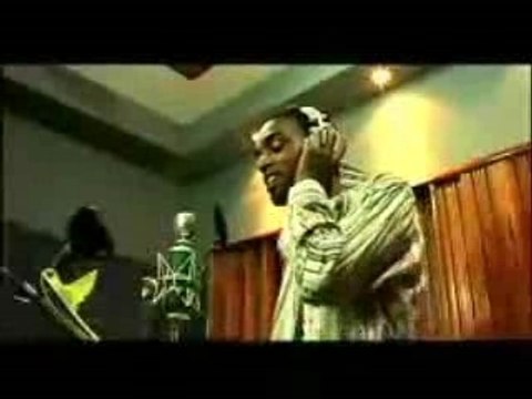 Shaggy Cécile Streap tease riddim