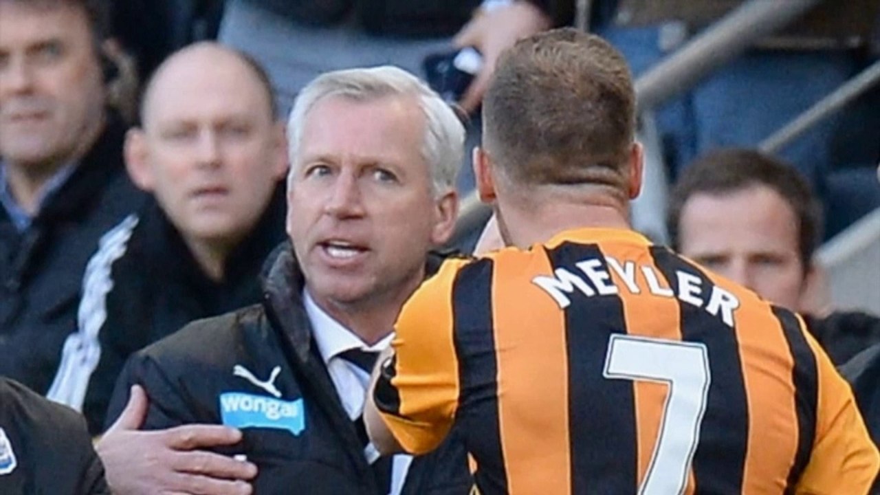 Nach Kopfstoß: Stadionverbot für Pardew