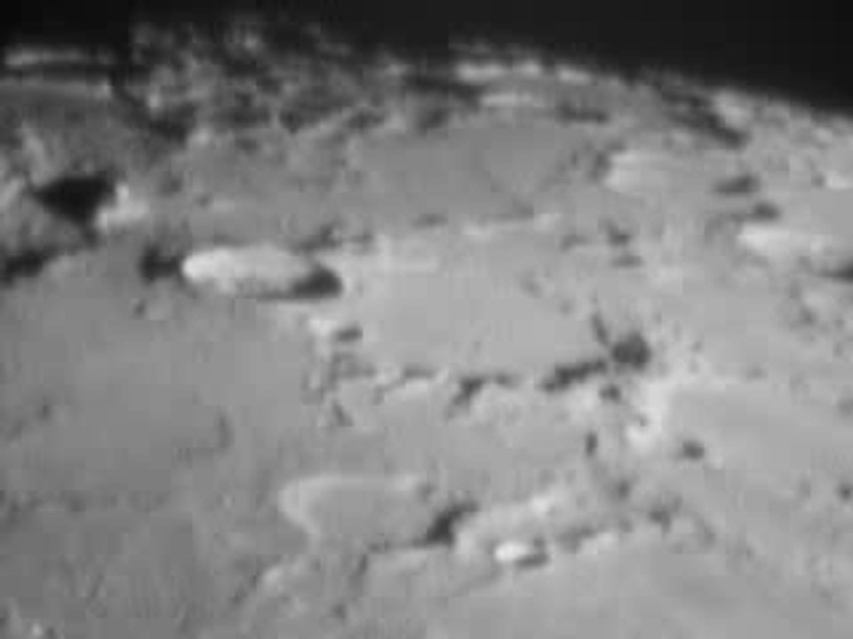 Turbulence-061101-lune-Bar2x-1