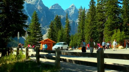 To Moraine Lake in Banff NP.