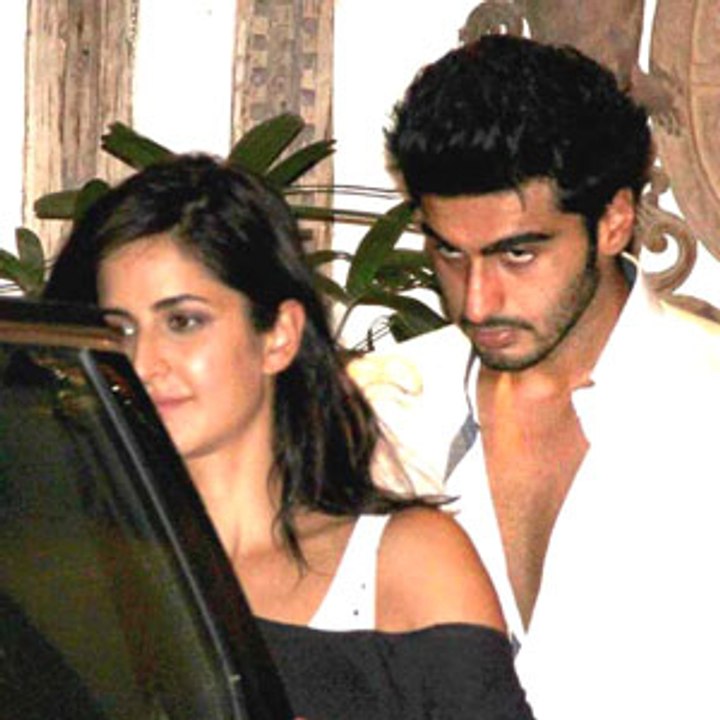 Did Arjun try to flirt with Katrina?