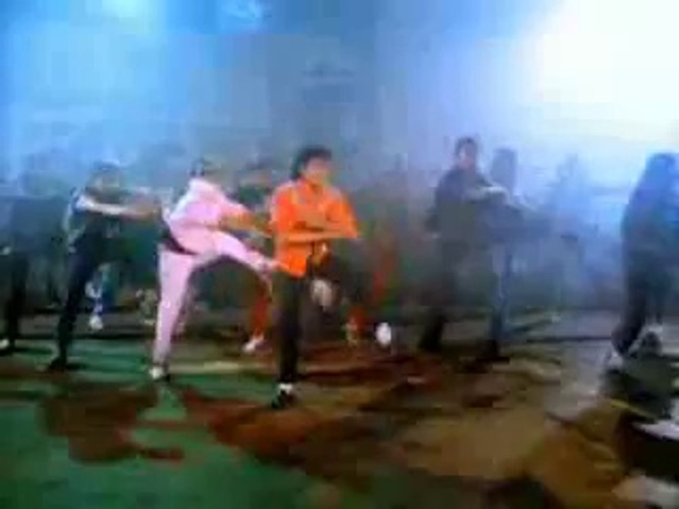 Michael Jackson - Beat It (Digitally Restored Version) - YouTube