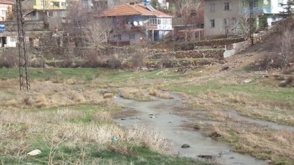 AFŞİN'DE YAĞMUR SULARI BAHÇELERE TAŞTI.-HALİL DEMİR