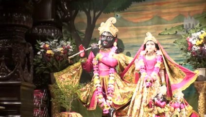 NY Eve Bhajan - Mukunda Datta das - Mangala Arati Kirtan - 20_21
