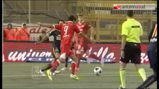 TG 11.03.14 Fallimento del Bari calcio, a maggio titolo sportivo all'asta