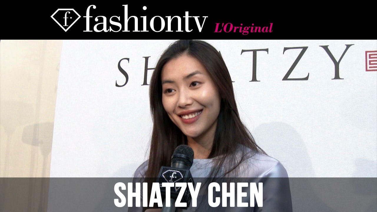 Shiatzy Chen Fall/Winter 2014-15 Backstage | Paris Fashion Week PFW | FashionTV