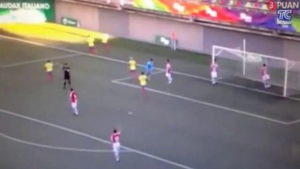 9 kişiyi çalımlayıp gol attı