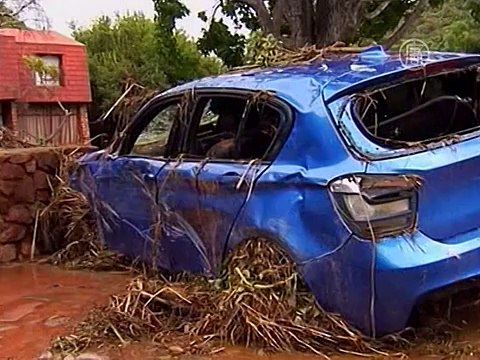 Из-за наводнений в ЮАР погибло 6 человек