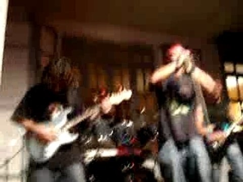 Hated - Bodies (Drowning pool )