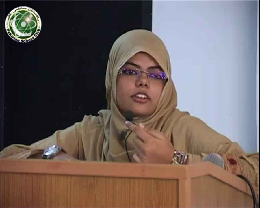 Pakistan Science Club's Volunteer Marium Usman'...