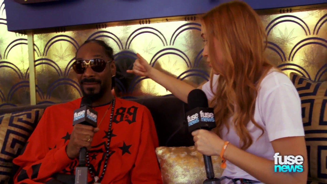 Snoop Dogg to Brandi Cyrus: "Why You Look Like Miley Cyrus?"