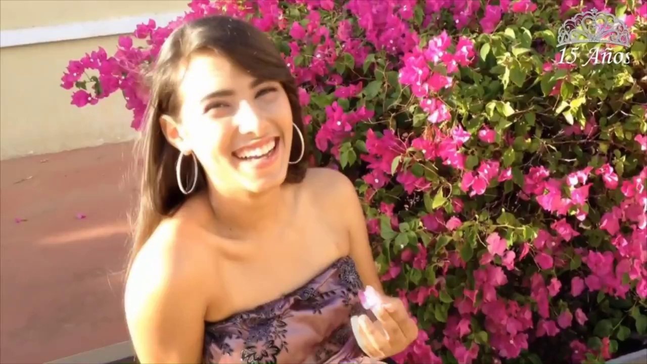 15 años de Verónica Sabrina Alvarado Casanova (Clip)