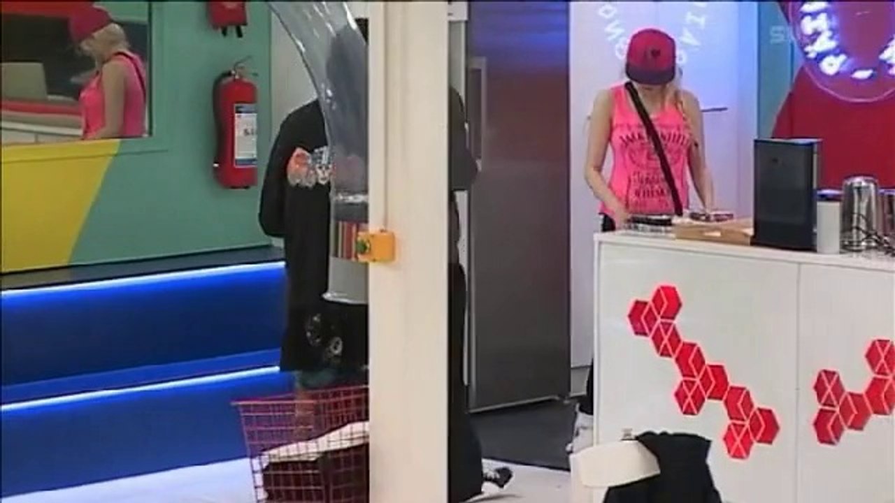 Celebrity Big Brother, Finland ,Suomi (9/5/2013)