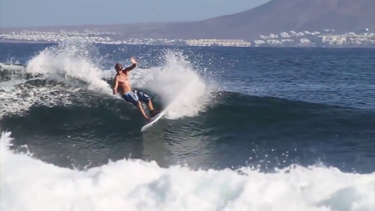 Andrew Bayer feat. Molly Bancroft - Keep Your Secrets (Myon & Shane 54 Remix)[Music Video)