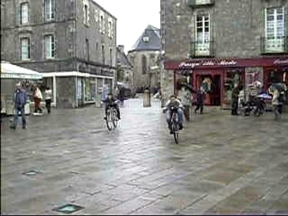 kéké attitude cycliste 01 superman