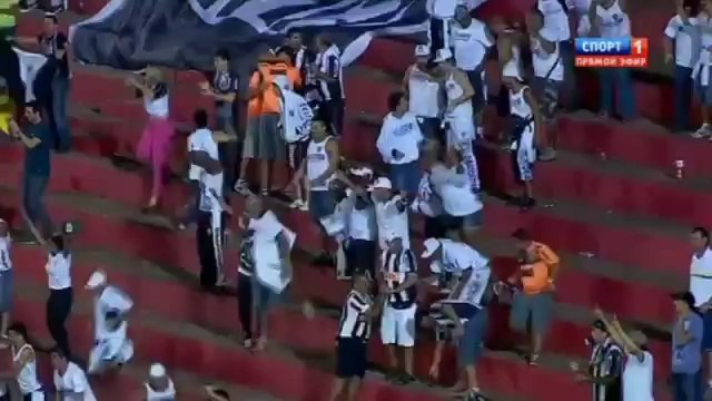 Ronaldinho Assist - Nacional Asuncion vs Atletico Mineiro 1-1 ( Copa Libertadores )