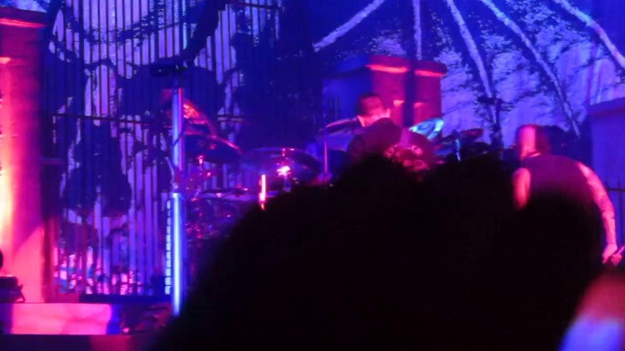 Avenged Sevenfold - Shepard Of Fire - Live - Sidewave 2014