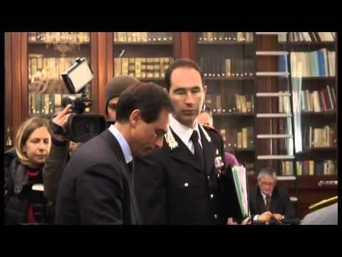 Napoli - Arriva la Commissione Antimafia -1- (12.03.14)