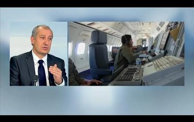 Malaysia Airlines: "Maintenant, il faut des bateaux spécialisés", explique un ancien pilote