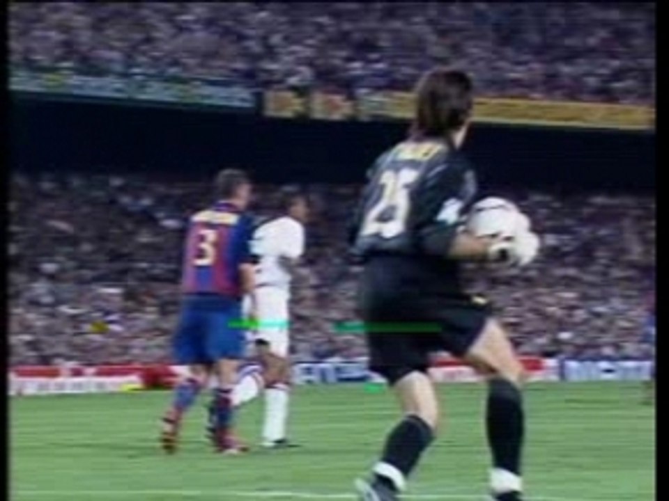 Ronaldinho - FC Barcelona vs Sevilla (3)