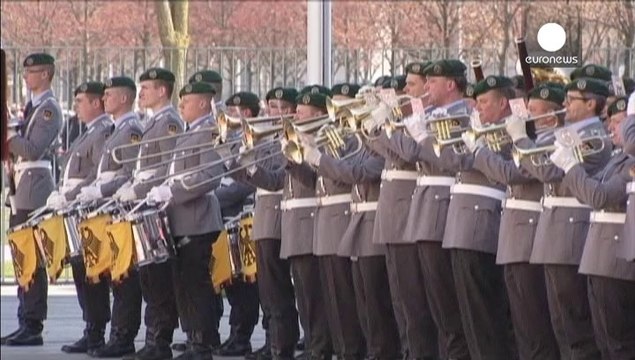 Washington e Berlino avvertono Mosca: basta ingerenze in Ucraina