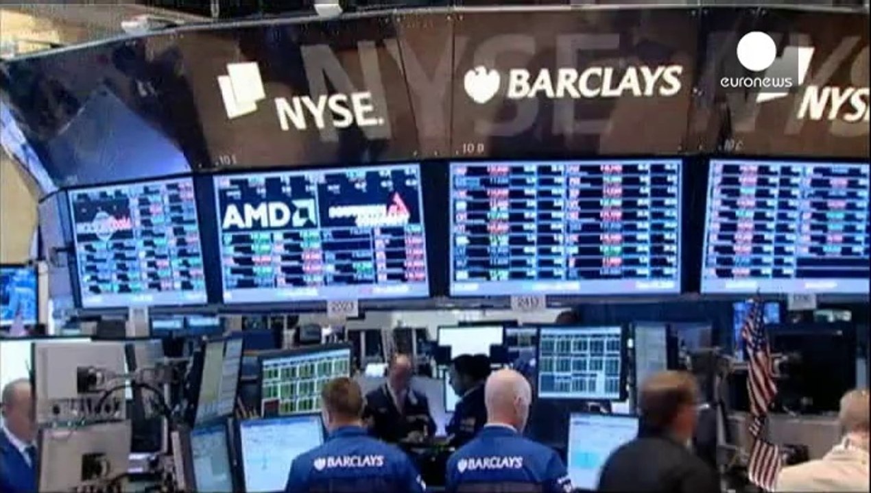 Wall Street cash bonuses hit highest since 2008...