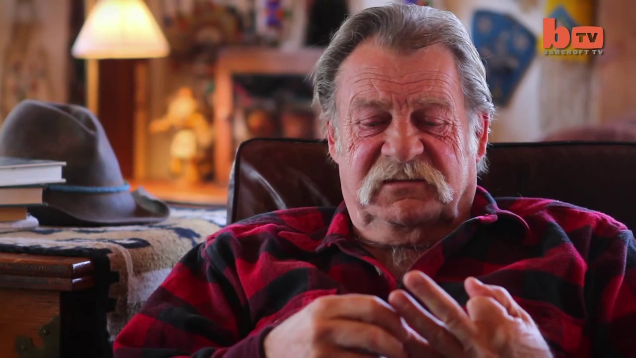 Evcil Ayı İle Şaka Olursa )