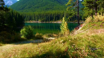 Spry Trail Road stop on Kananaskis Lake.