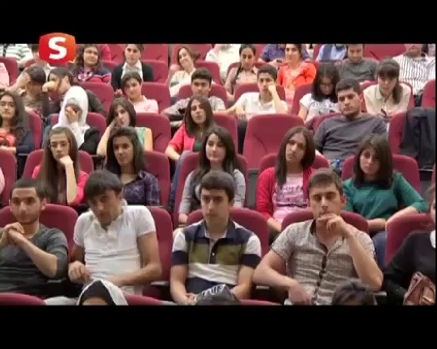 Ayna_ Qafqaz Universiteti-2