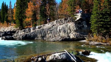 Around Elbow Falls Viewpoints.