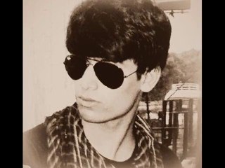 Sahil Pe Khare Ho by Ali Sameer