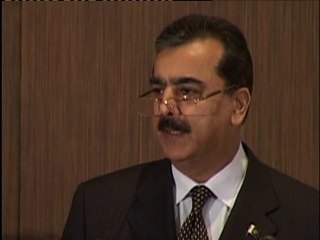 PM acknowledging AASHA during Working Women Assembly 2010