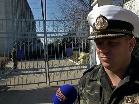 Crimée: à deux jours du référendum, les militaires Ukrainiens s’inquiètent – 14/03