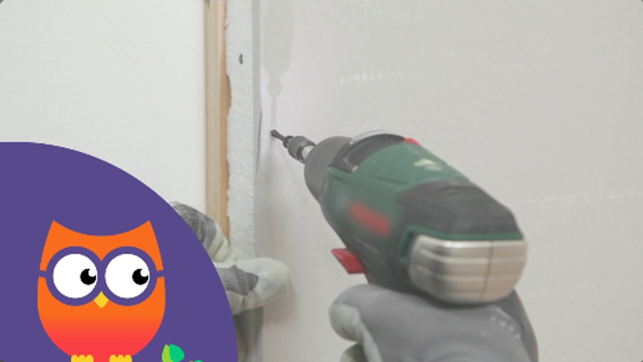 Comment poser des plaques de plâtre avec isolant sur tasseaux (Ooreka.fr)