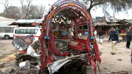 Ataques con bomba sacuden Pakistán