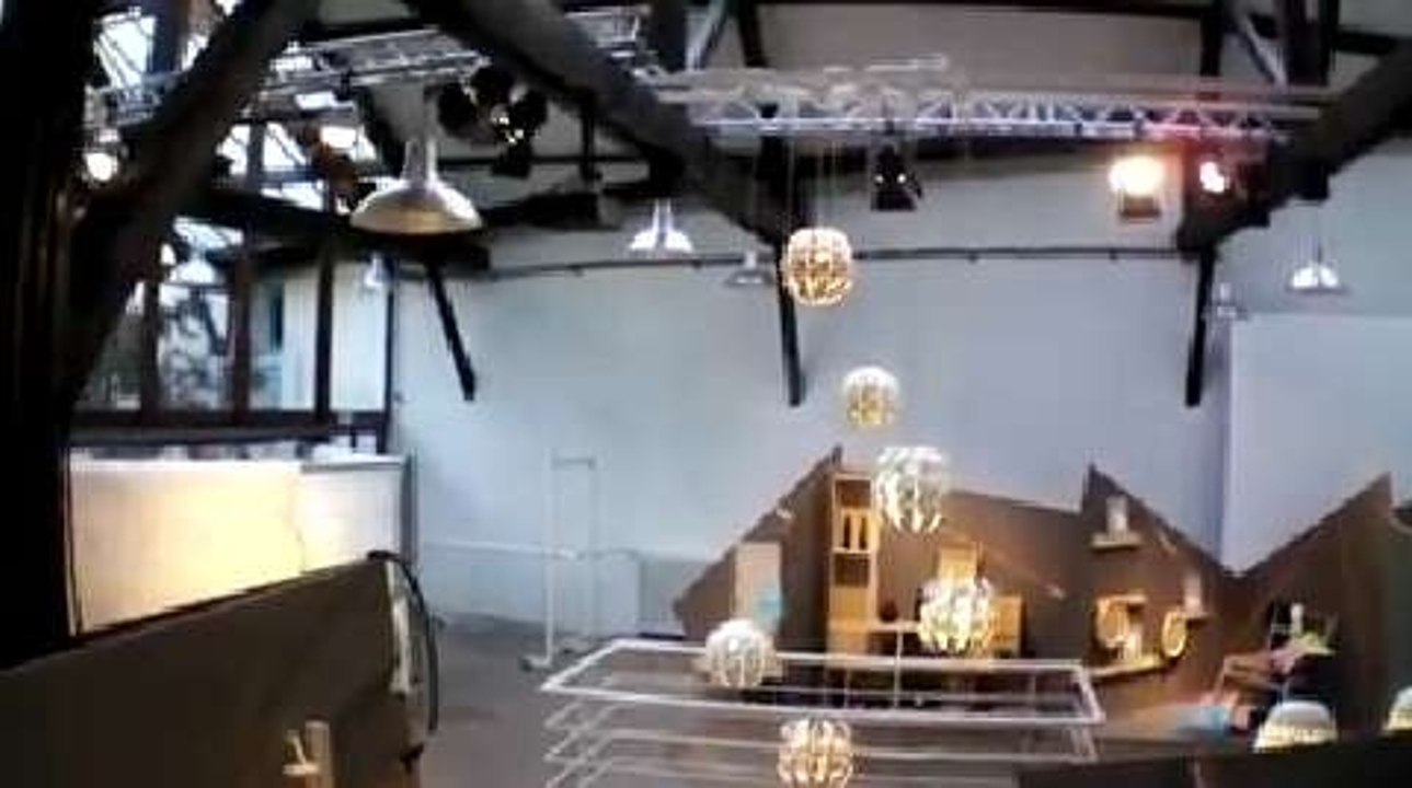 Survolez les nouveautés Ikea avec un drone