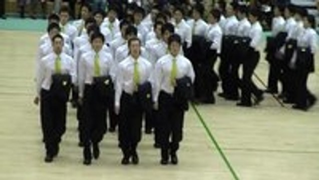 Japanese synchronized walking contest
