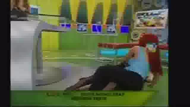 TV Show Host Passes Out On Live TV While Discussing About Men - copypasteads.com