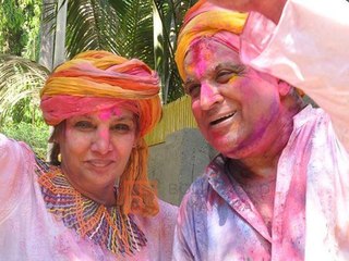 Javed Akhtar And Shabana Azmi Go Crazy On Holi