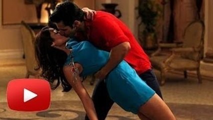 Varun Dhawan & Ileana D'Cruz Kissing Scene In Main Tera Hero - Check Out