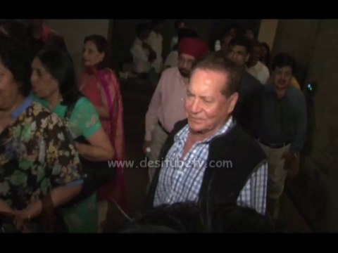 Hot celebrities of bollywood attend the special screening of movie Queen