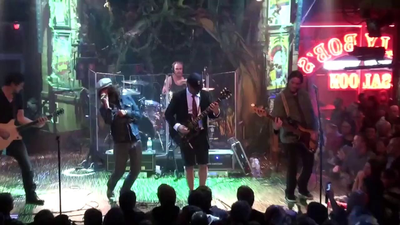 Black Bells"Back In Black"Tribute AC/DC