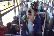 Gelin damat düğüne belediye otobüsüyle gitti