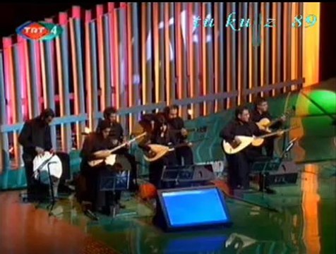 İhsan ÖZTÜRK-Deli gönül yine ah-u zar oldu (Leylâ)