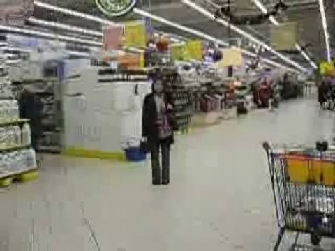 Gaelle Vignaux Clip Les caddies