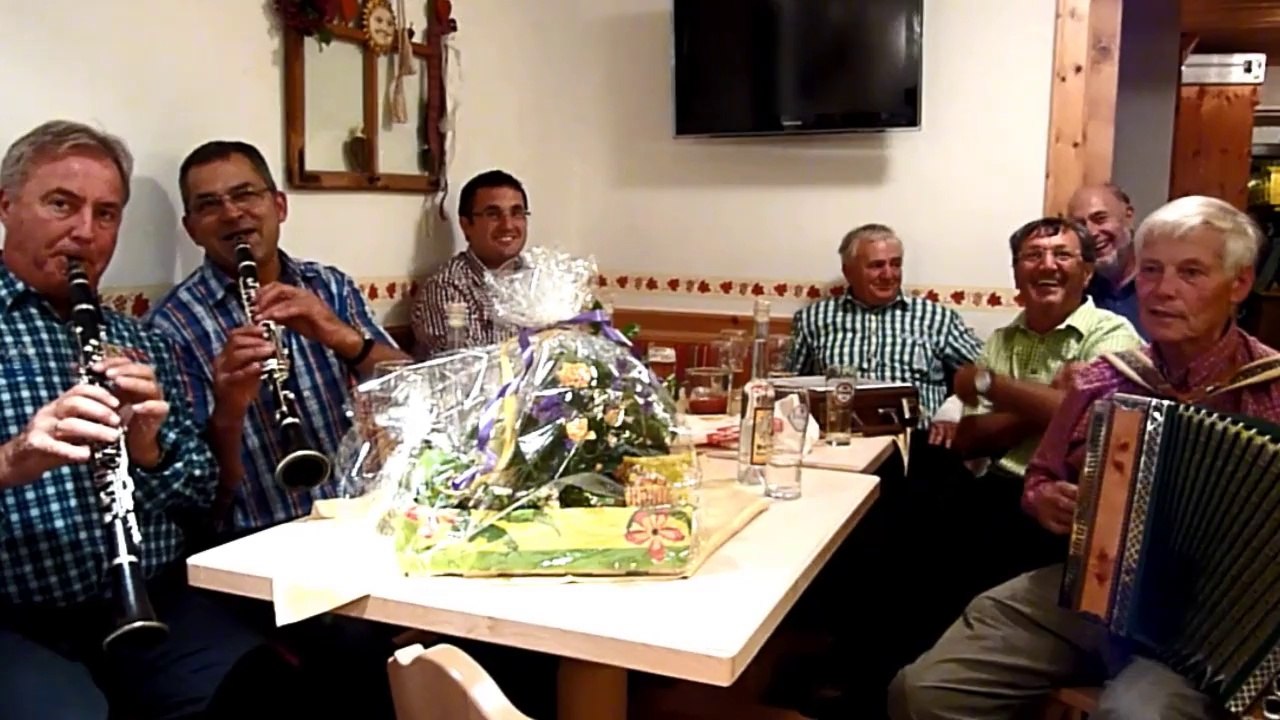 Hünstetter Historiker feiern Heimatabend in Neukirchen am Großvenediger