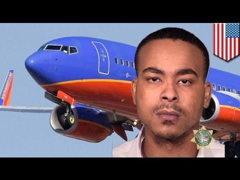 Crazy stoned Southwest passenger grounds plane, loves Jesus