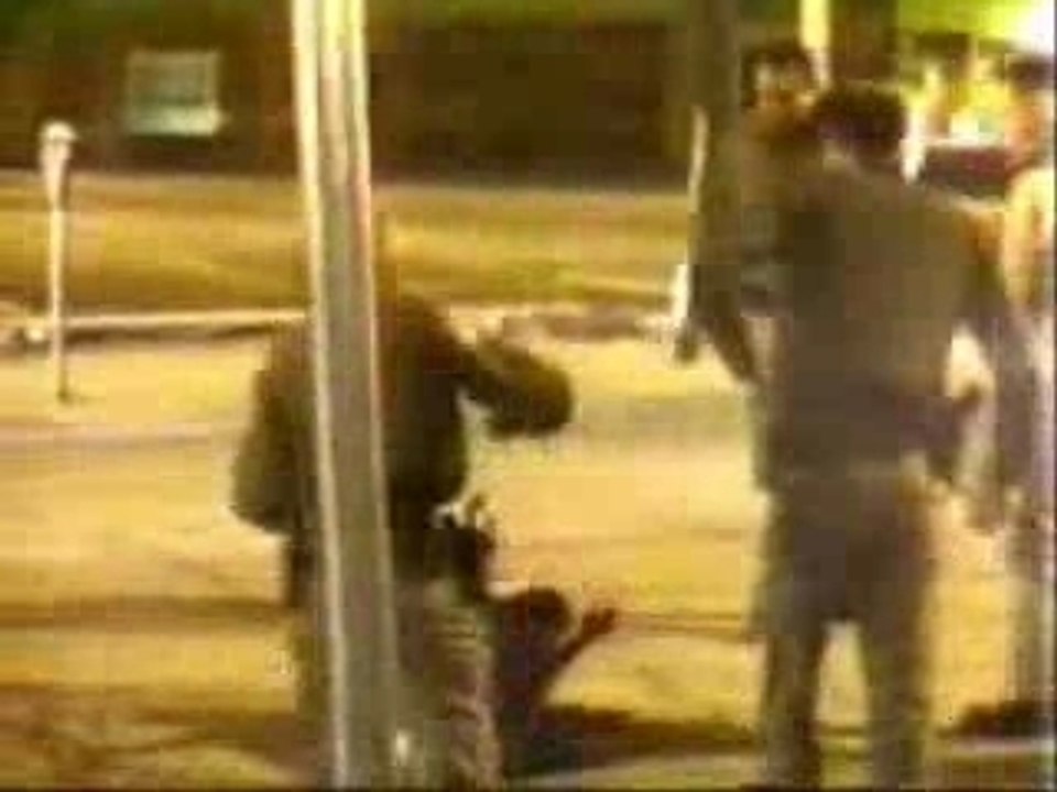 5571_010806_manshot